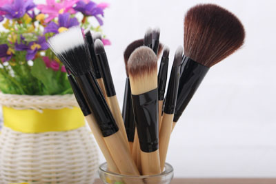 化妝用品按照功能可以分成什麽？