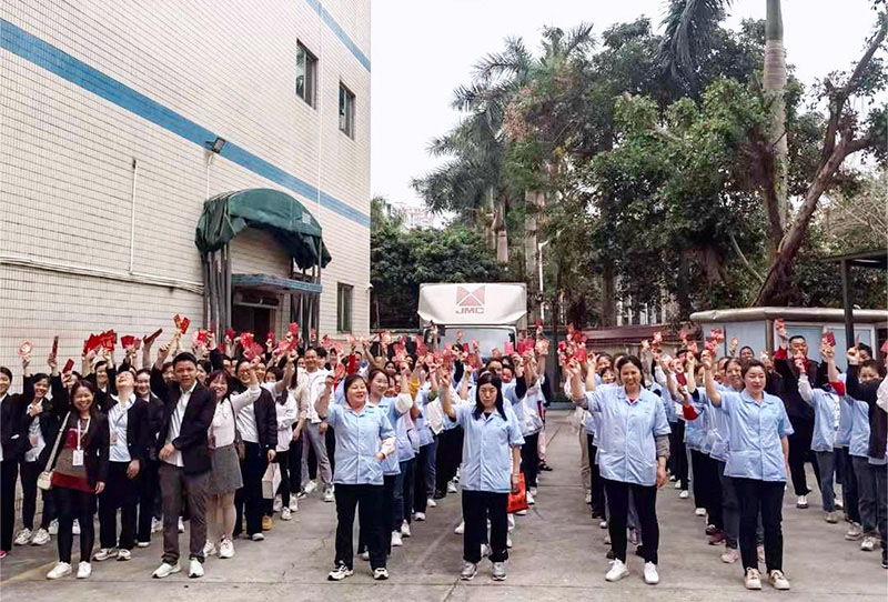 龍行龘龘，前程朤朤丨CILICILI短视频网站化妝用品（深圳）有限公司龍運當頭，開工大吉！